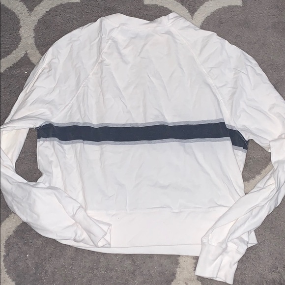 Brandy Melville/J.Galt Long Sleeve - Picture 3 of 3